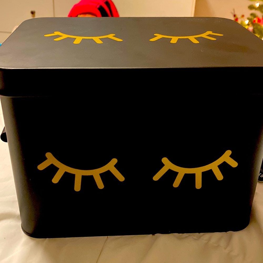 Storage caddy